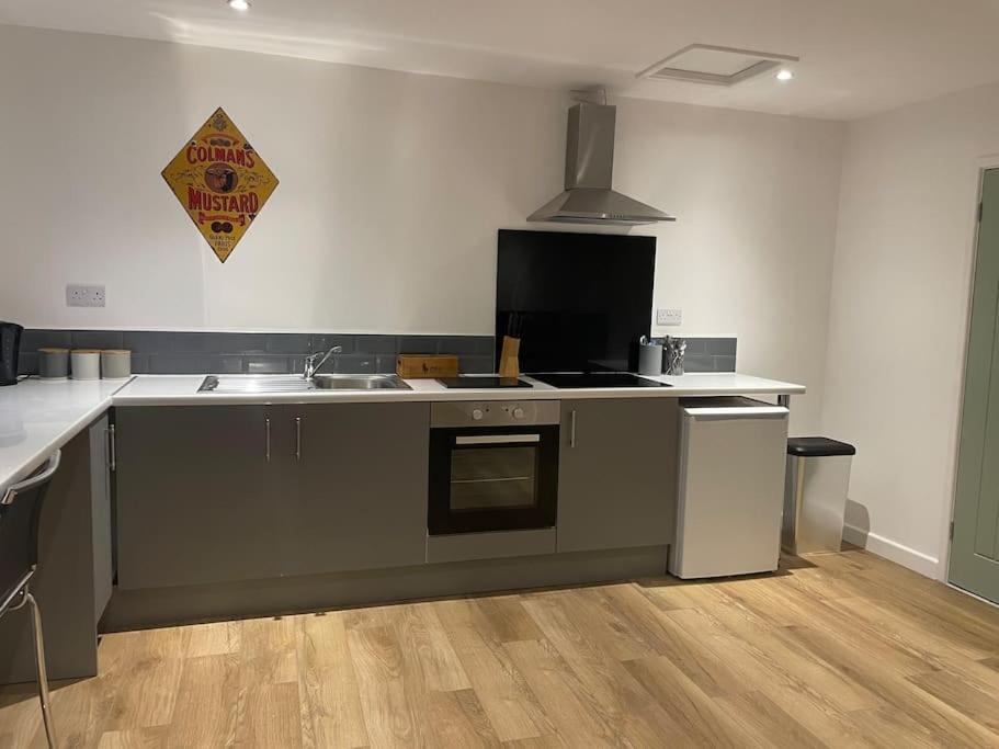 Poplar Holiday Cottage Moulton Chapel Buitenkant foto